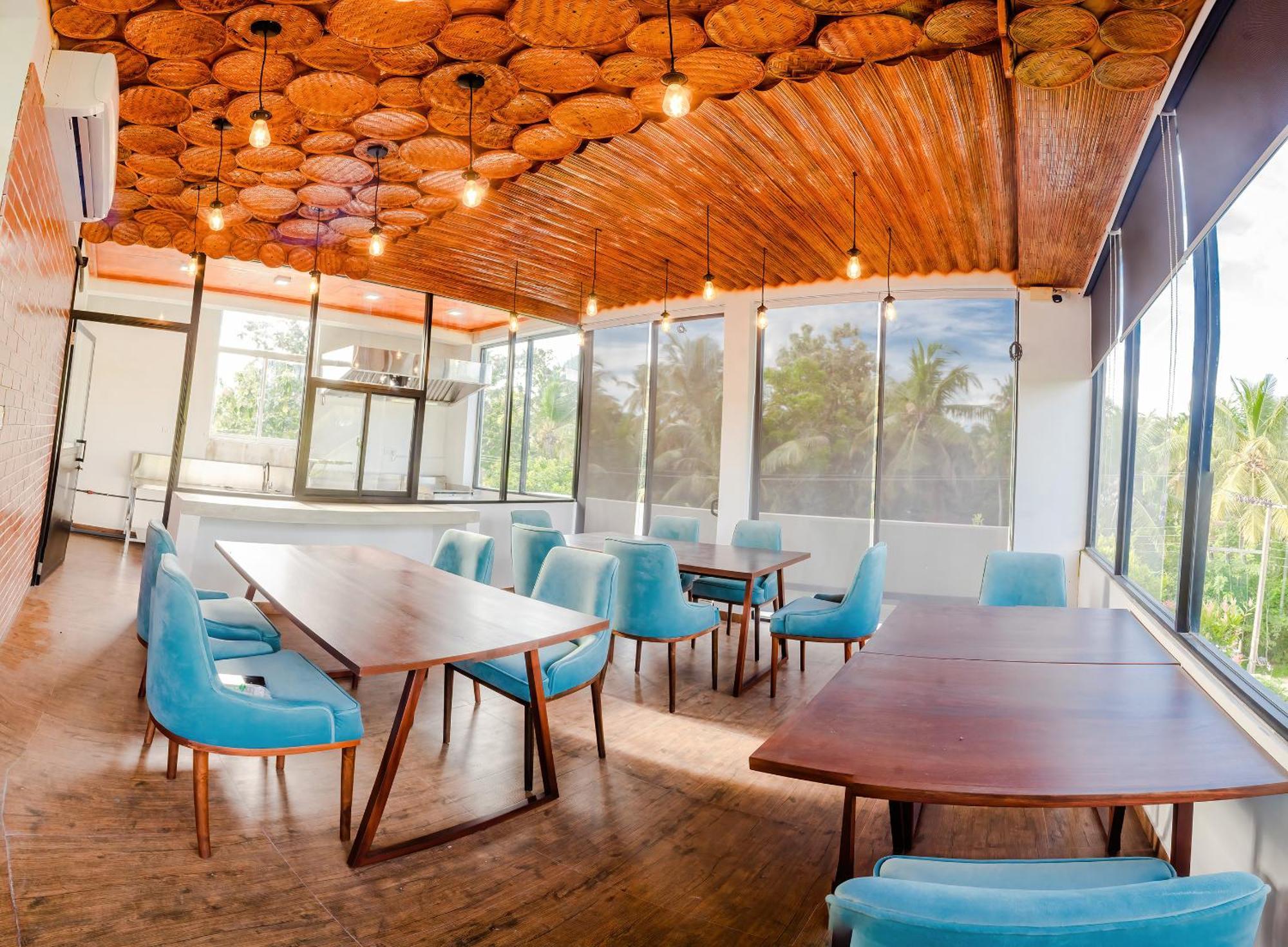 Ceylanro Transit Villa Negombo Exterior photo